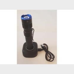 Osean Oppladbar lykt m/ladebase 600lm