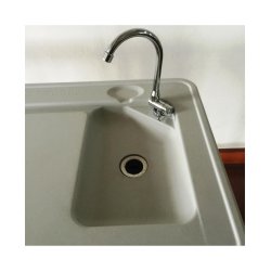 Fiske/slye bord m/vask og spyleslange