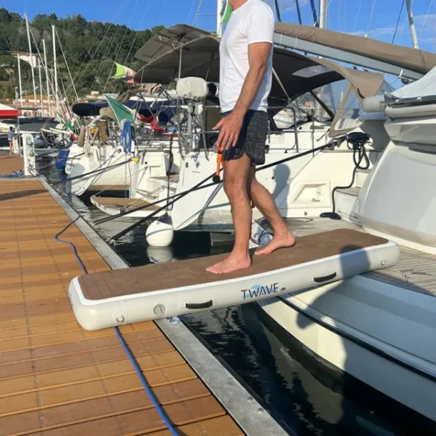 Oppbl�sbar Landgang 200x60x17cm